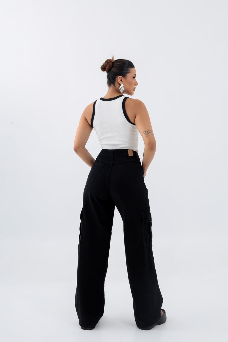 Cropped Bicolor