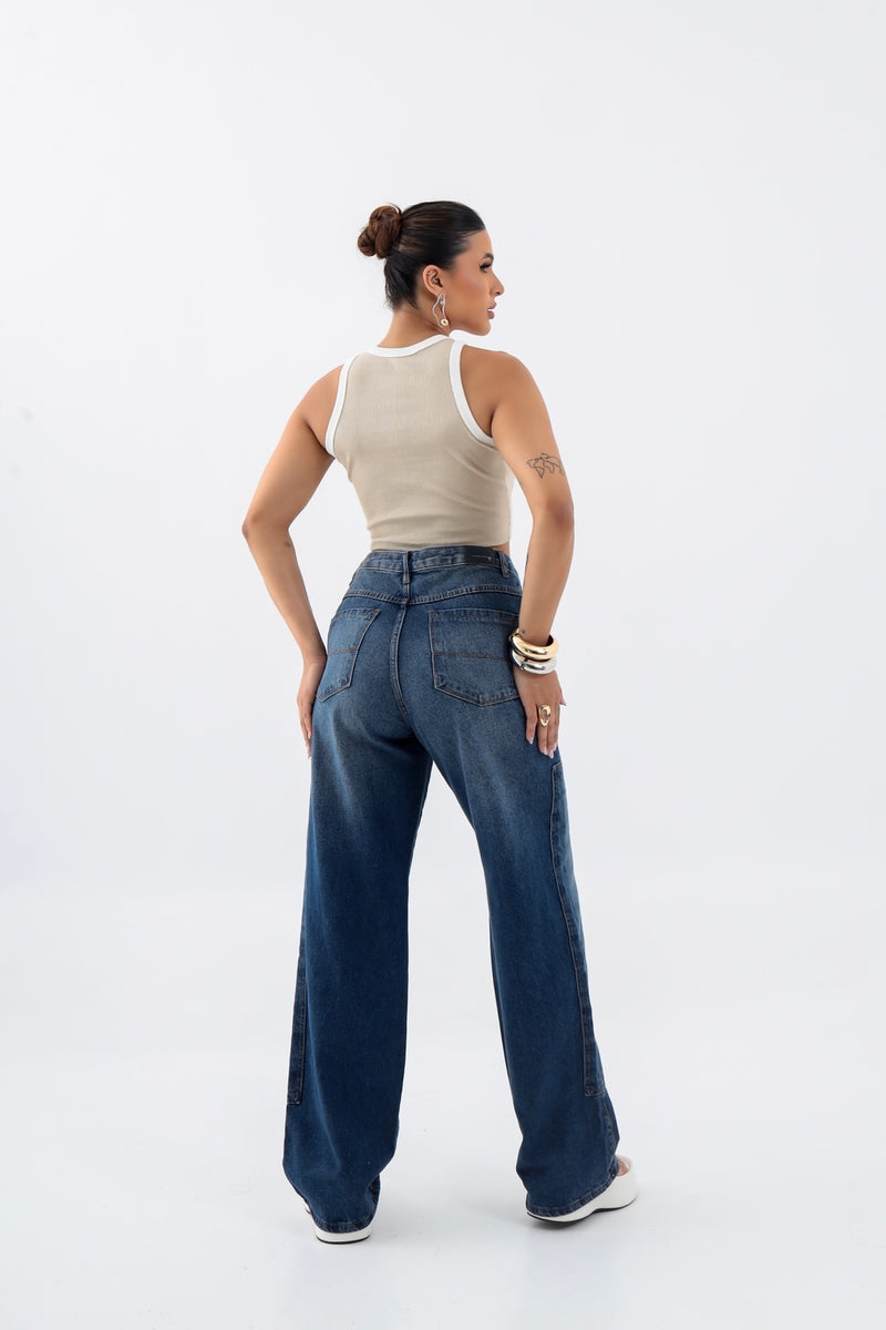 Cropped Bicolor